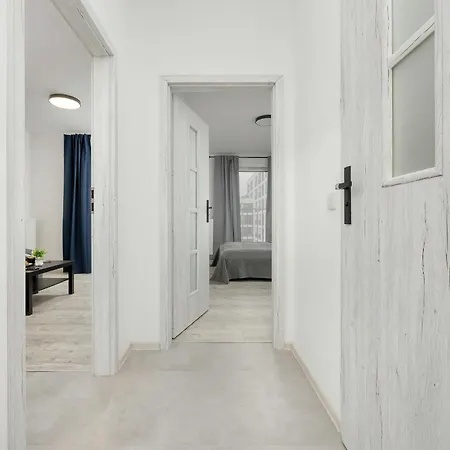 Lägenhet Modern Targowek By Renters