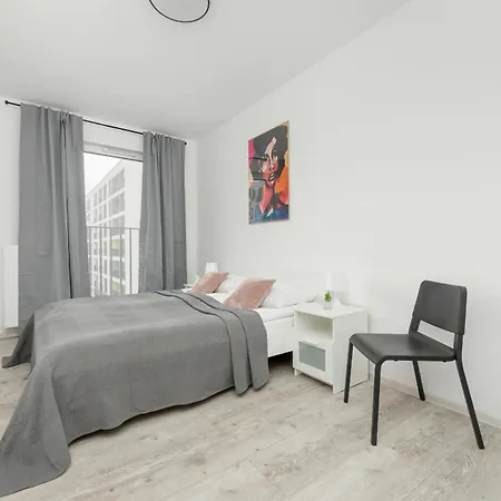 Modern Targowek By Renters דירה ורשה