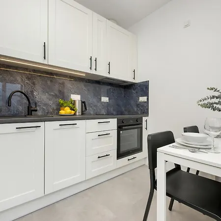 Apartment Modern Targowek By Renters